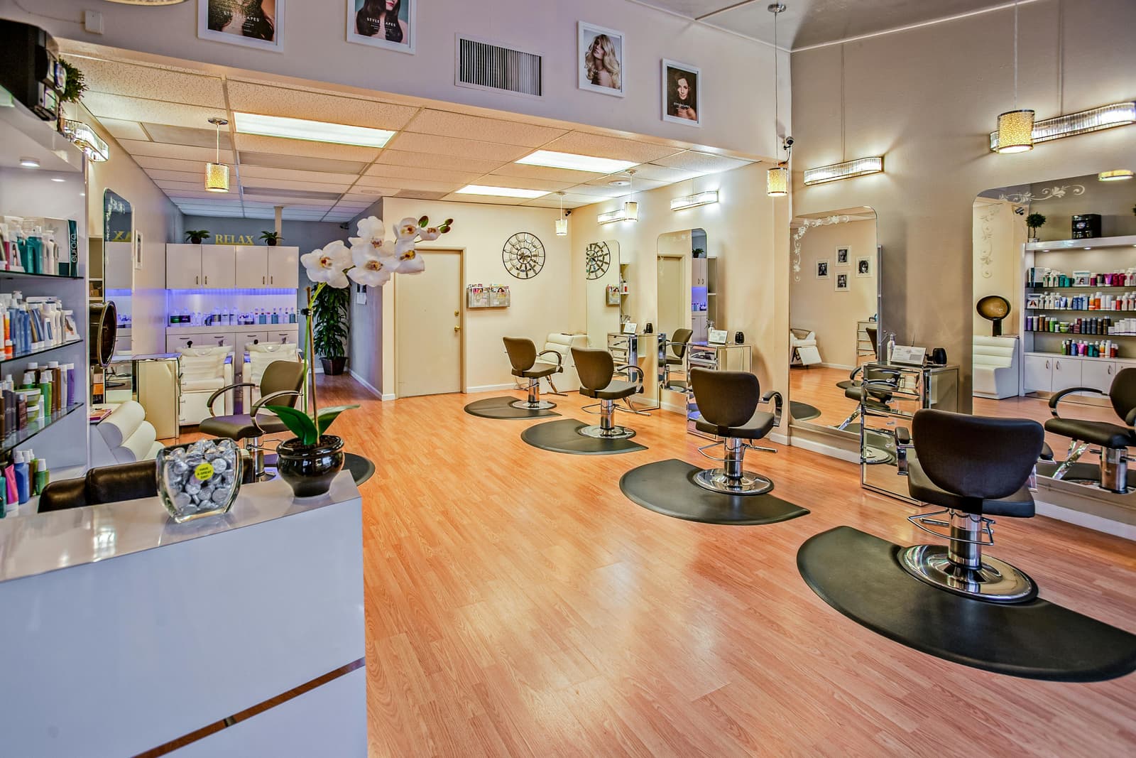 Salon, Barber, Nail - Professional cleaning solutions